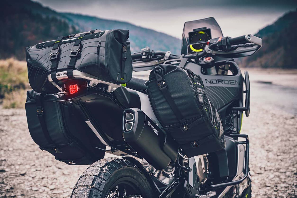 Он нужен каждому: Husqvarna заинтриговала новым турэндуро Norden 901 — 6