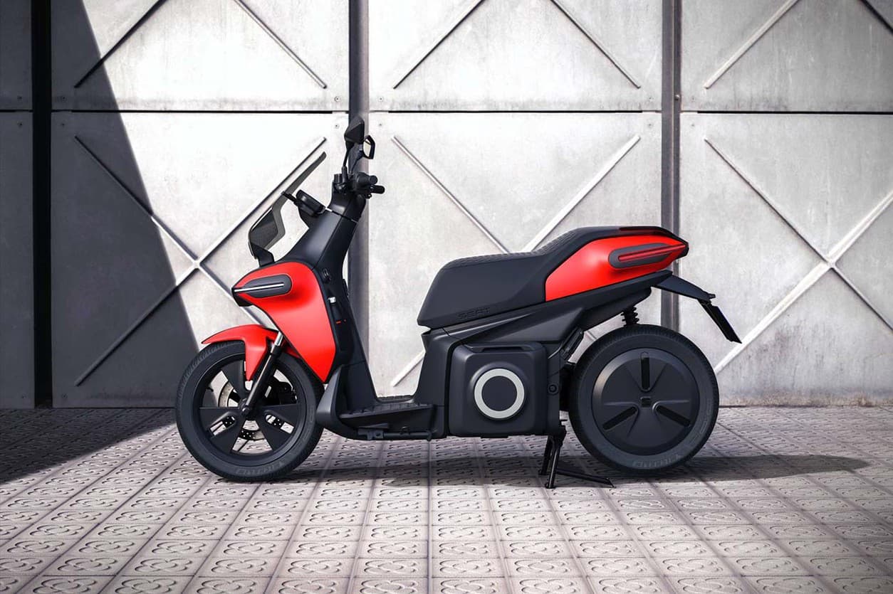 От автомобилей к электроскутерам: у SEAT появились двухколесные новинки — 9