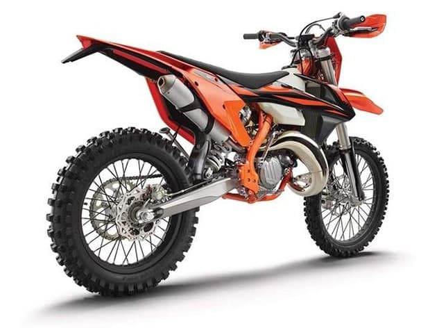 KTM представила обновленные эндуро 2019 года — 6