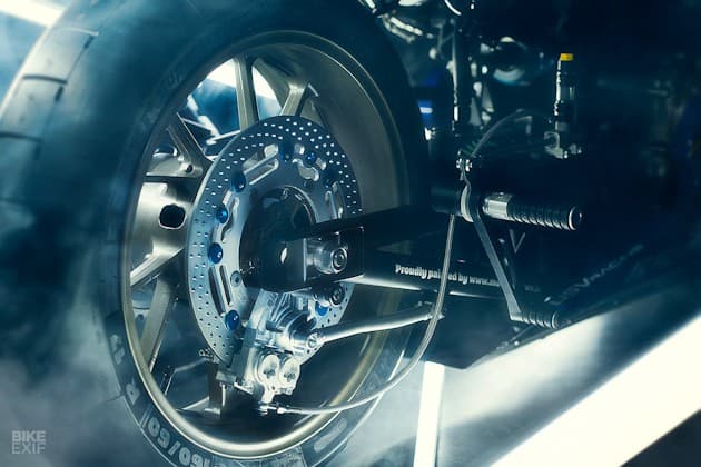 Yamaha XSR700 превратилась в дрэгстер — 7