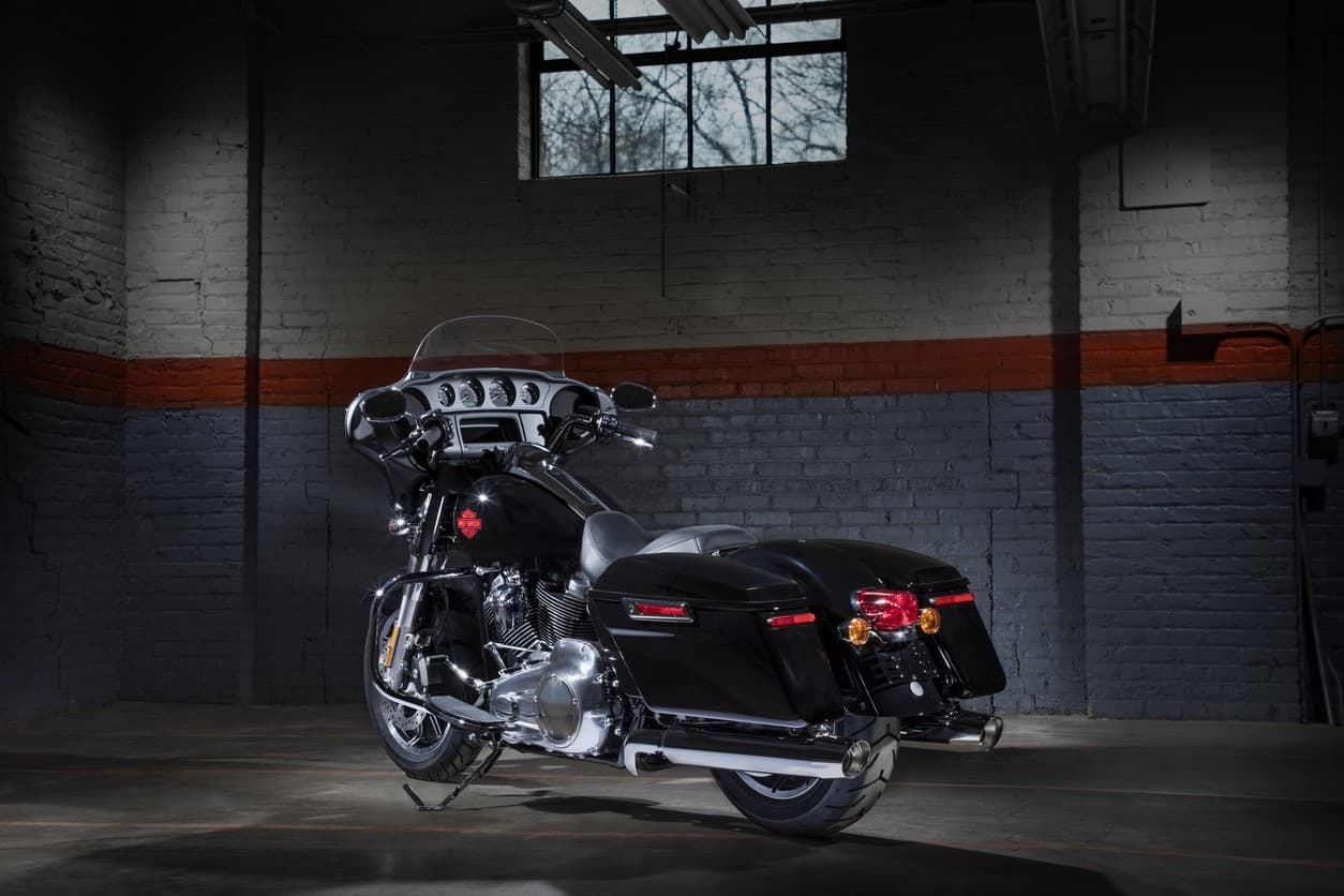 С возвращением, «электричка»: представлен Harley-Davidson Electra Glide Standard — 5