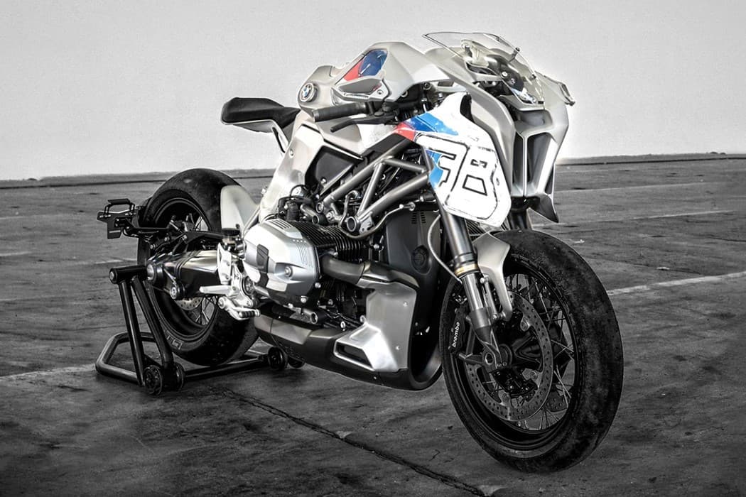 THIS CUSTOM BMW MOTORBIKE IS A BEAST! — 3