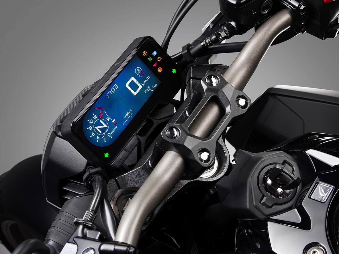 Кафе в восторге: Honda превратила бюджетный нейкед в CB650R — 13