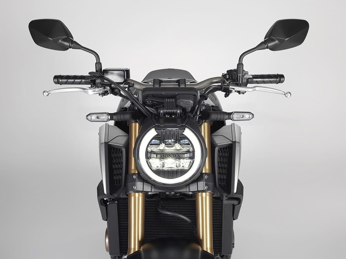 Кафе в восторге: Honda превратила бюджетный нейкед в CB650R — 12