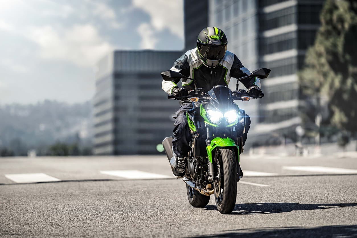 Призрак «ниндзи»: дебютировал нейкед Kawasaki Z400 — 6