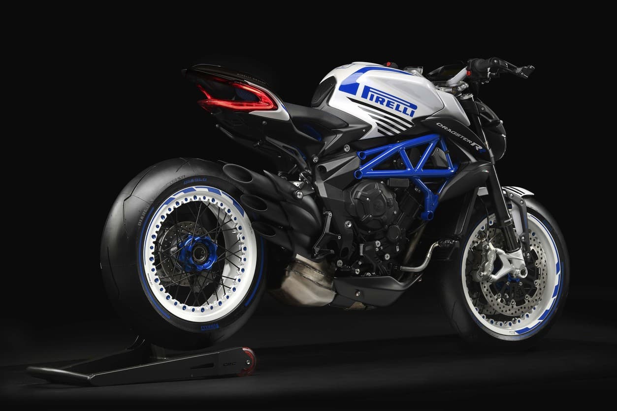 Это божественно: MV Agusta и Pirelli представили произведение мотоискусства — 11