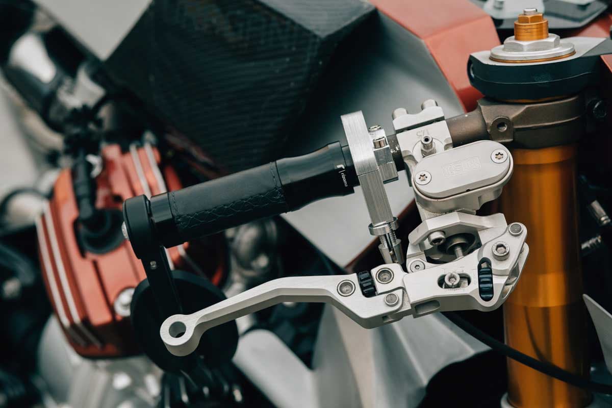 Вызов Uragani: кастомная Honda CX500, которая сорвет башню! — 6