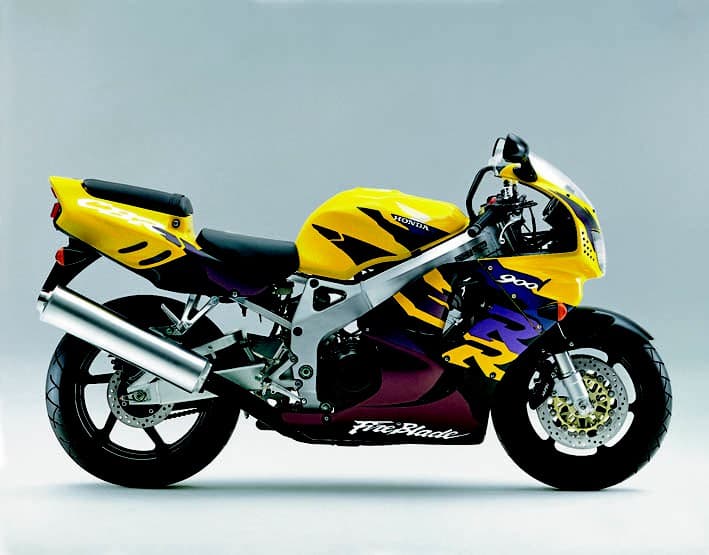 Огнём и мечом: история Honda Fireblade — 7