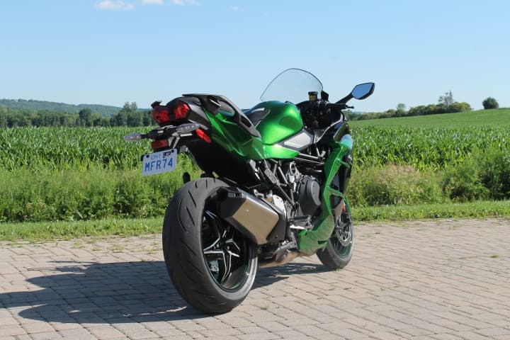 TEST RIDE: — 22