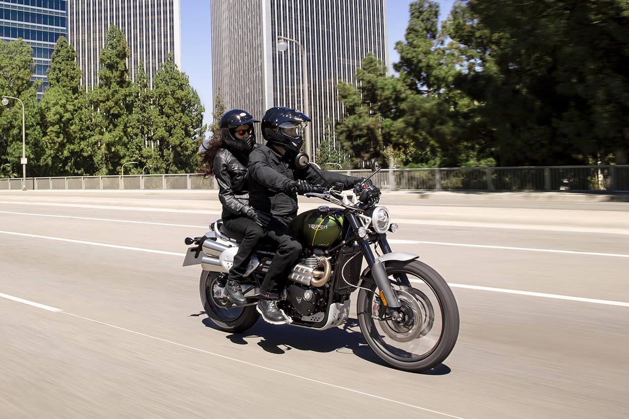 Хипстеры мимо: Triumph представил новый Scrambler 1200 — 8