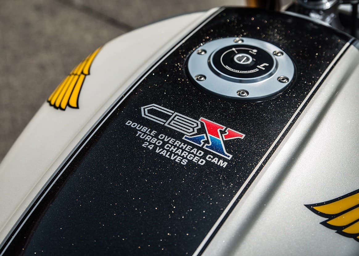 Турбомонстр: Honda CBX превратилась в свирепый дрэгстер — 10